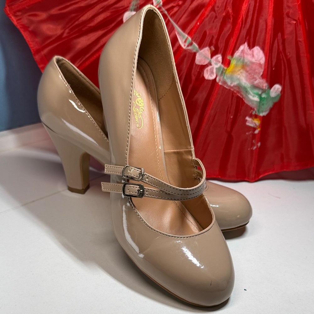 Women’s Nude Patent Mary Jane Heels